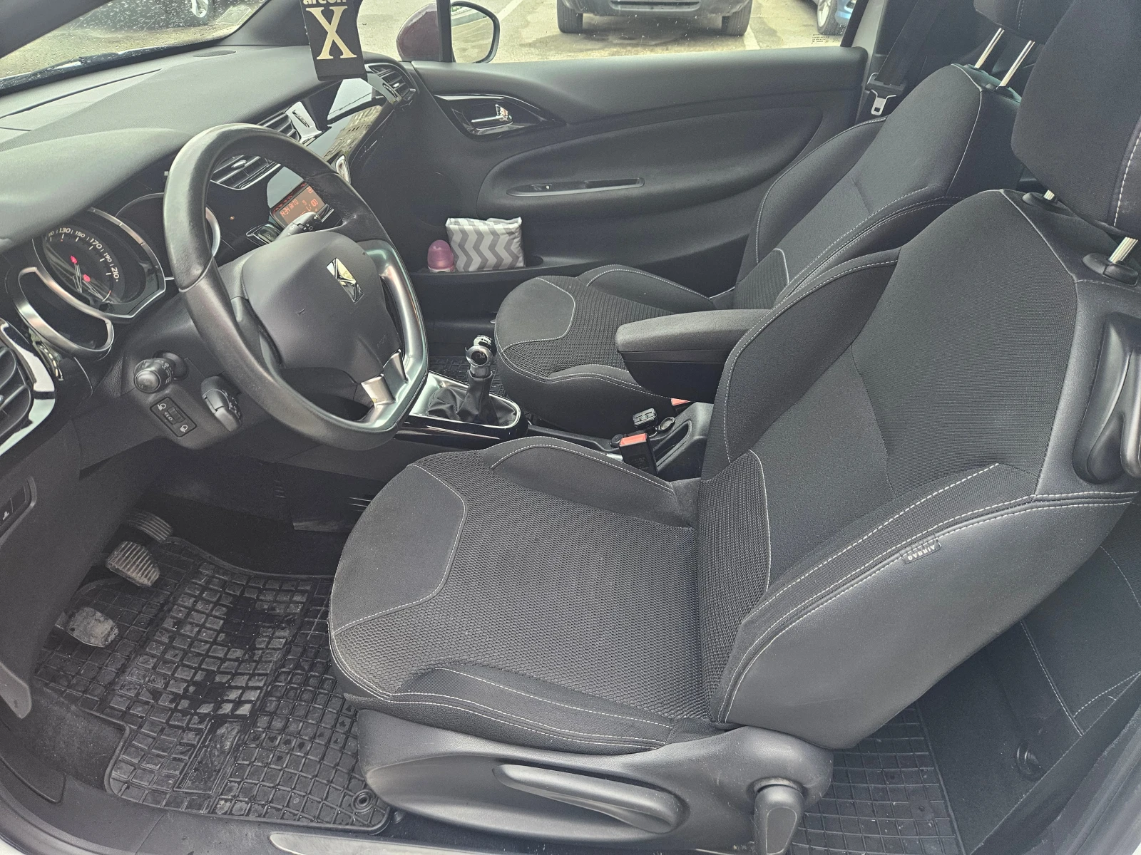 Citroen DS3 1.6 VTi (120 Hp) - изображение 10