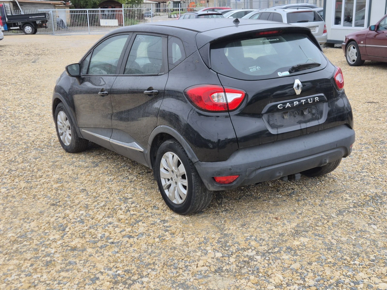 Renault Captur 0.9 - изображение 5