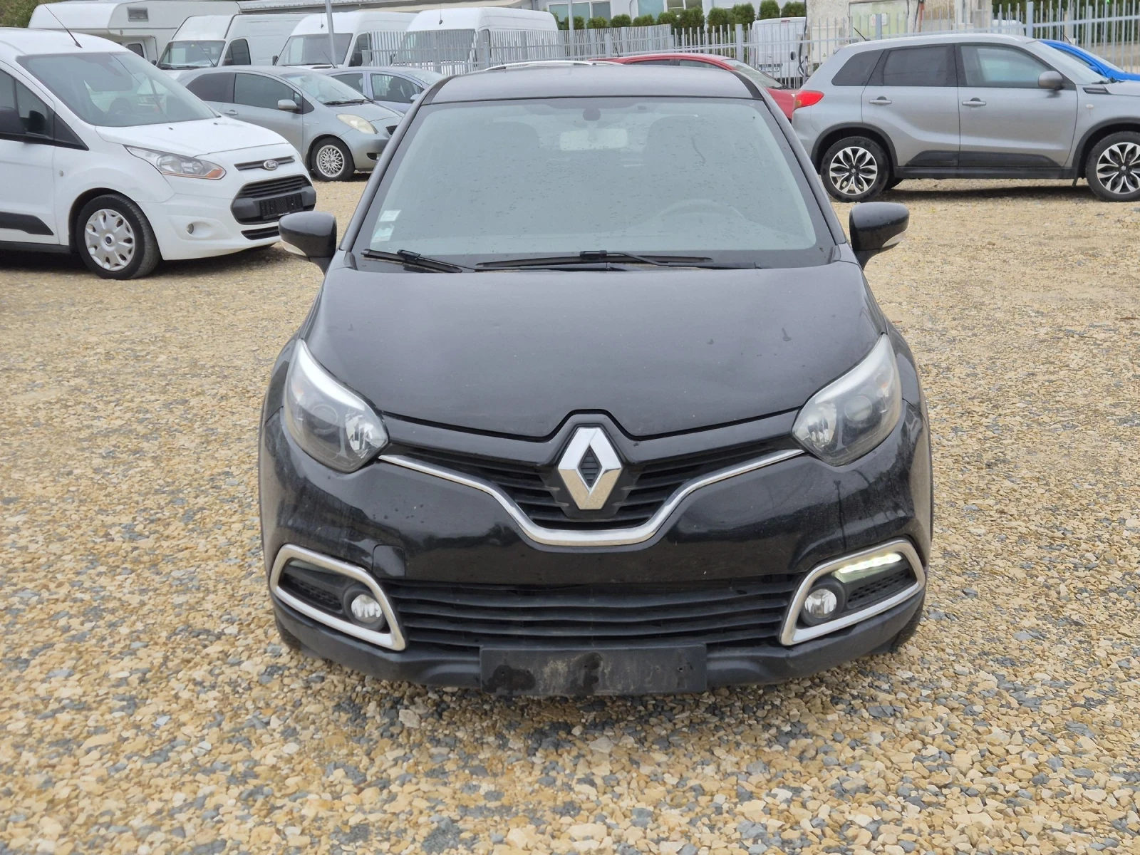 Renault Captur 0.9 - изображение 2