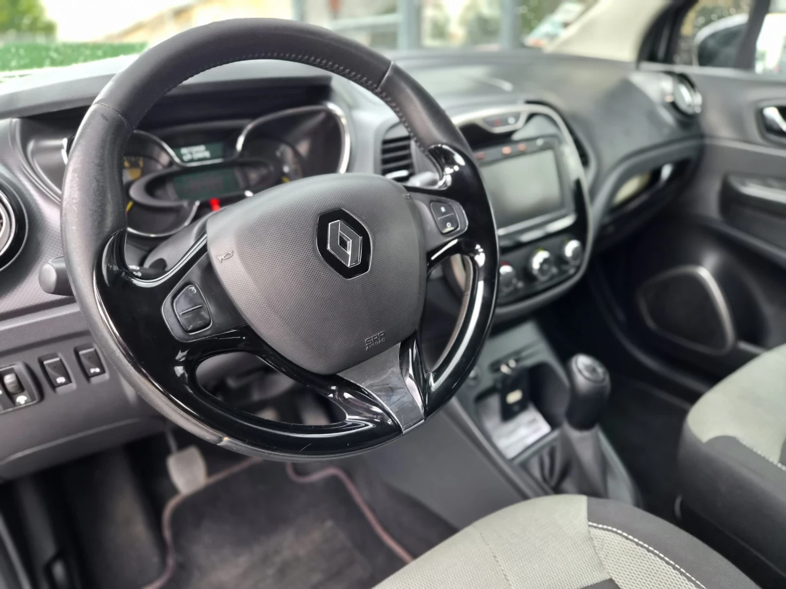 Renault Captur 0.9 | Mobile.bg � ����������� 9