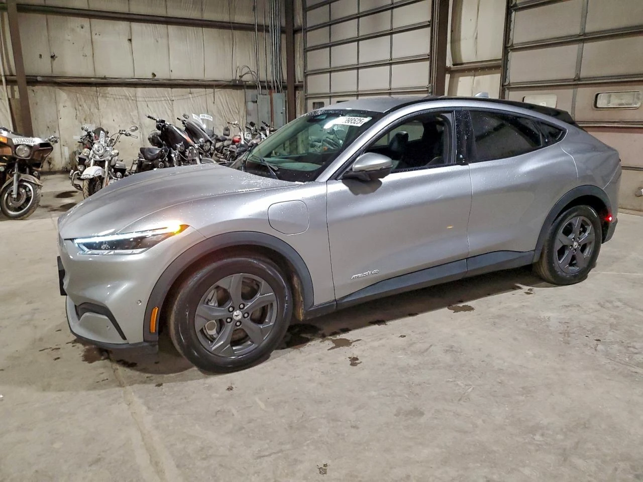 Ford Mustang Mach-E Electric* MACH-E SELECT* ������ ��* ��������� ���� | Mobile.bg � ����������� 1