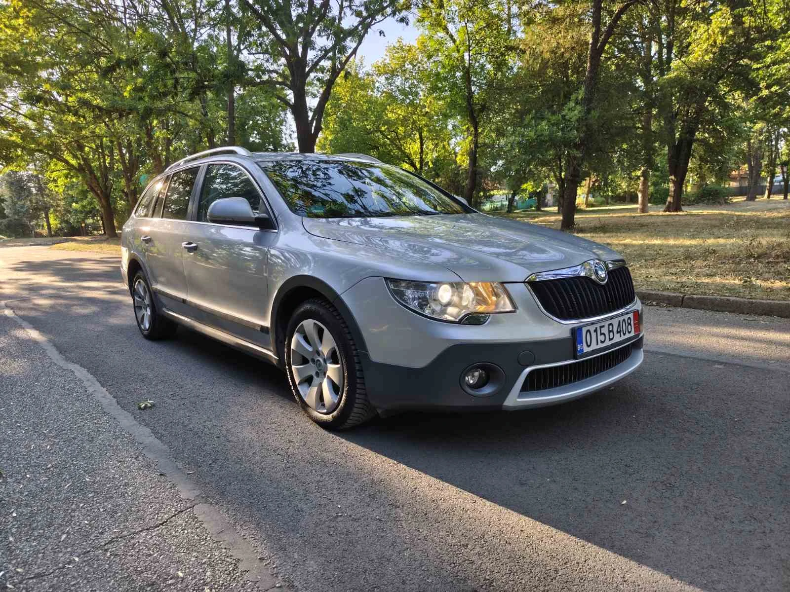 Skoda Superb Scout 2012г. 4X4 2.0 TDI Автомат , снимка 3 - Автомобили и джипове - 53453984