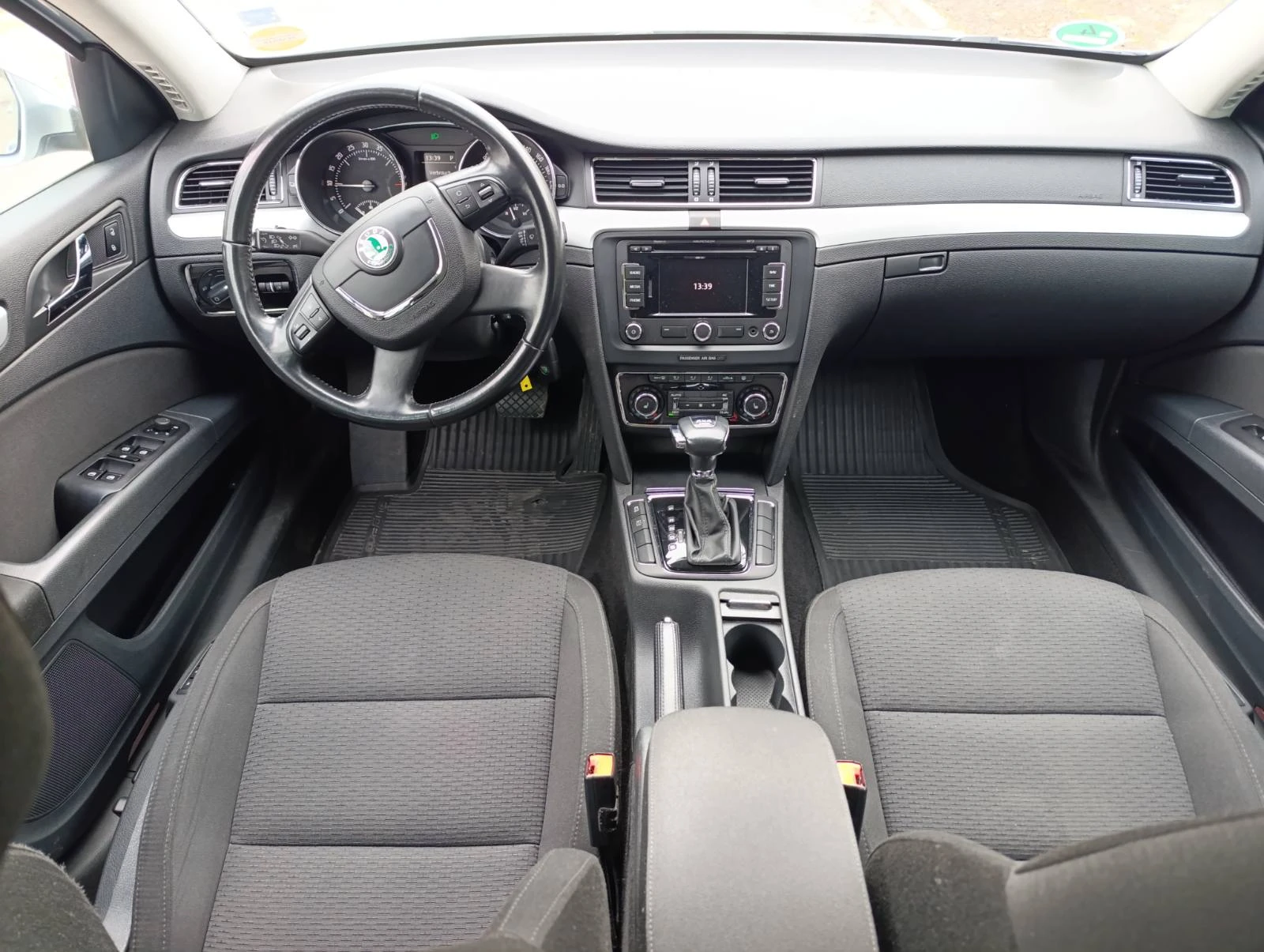 Skoda Superb Scout 4X4 2.0 TDI Автомат  - изображение 10