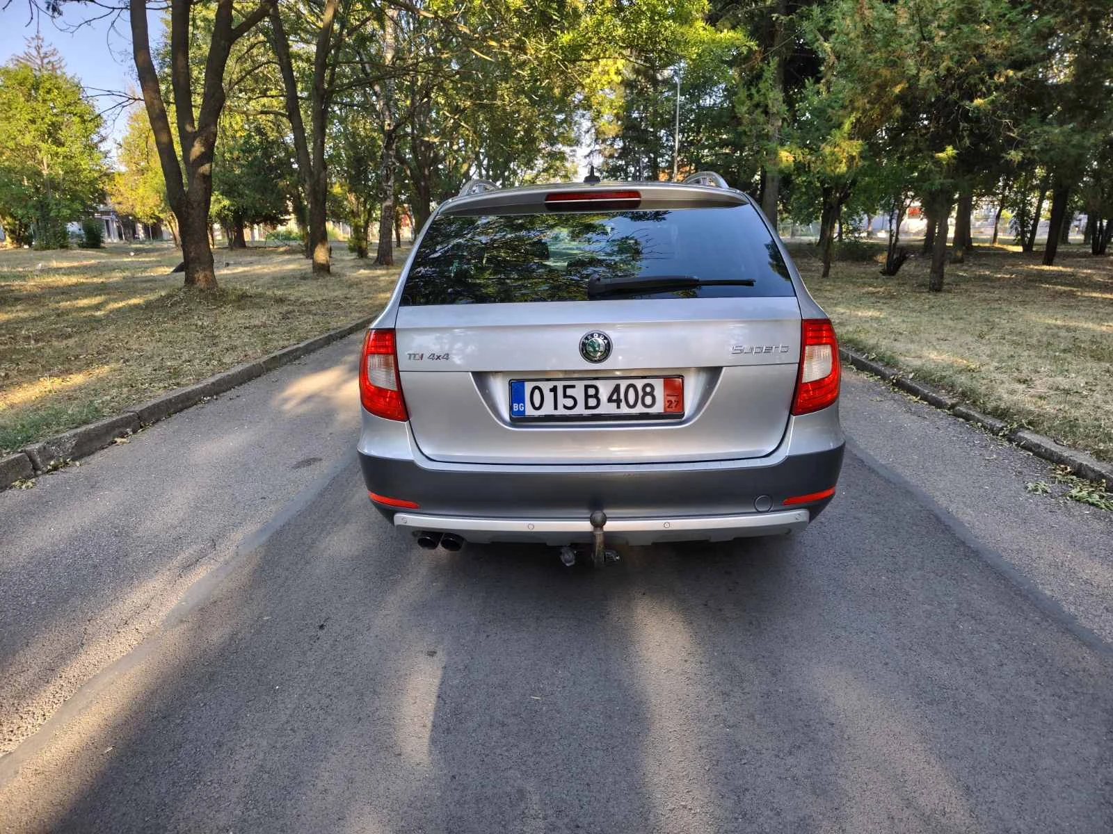 Skoda Superb Scout 2012г. 4X4 2.0 TDI Автомат , снимка 6 - Автомобили и джипове - 53453984