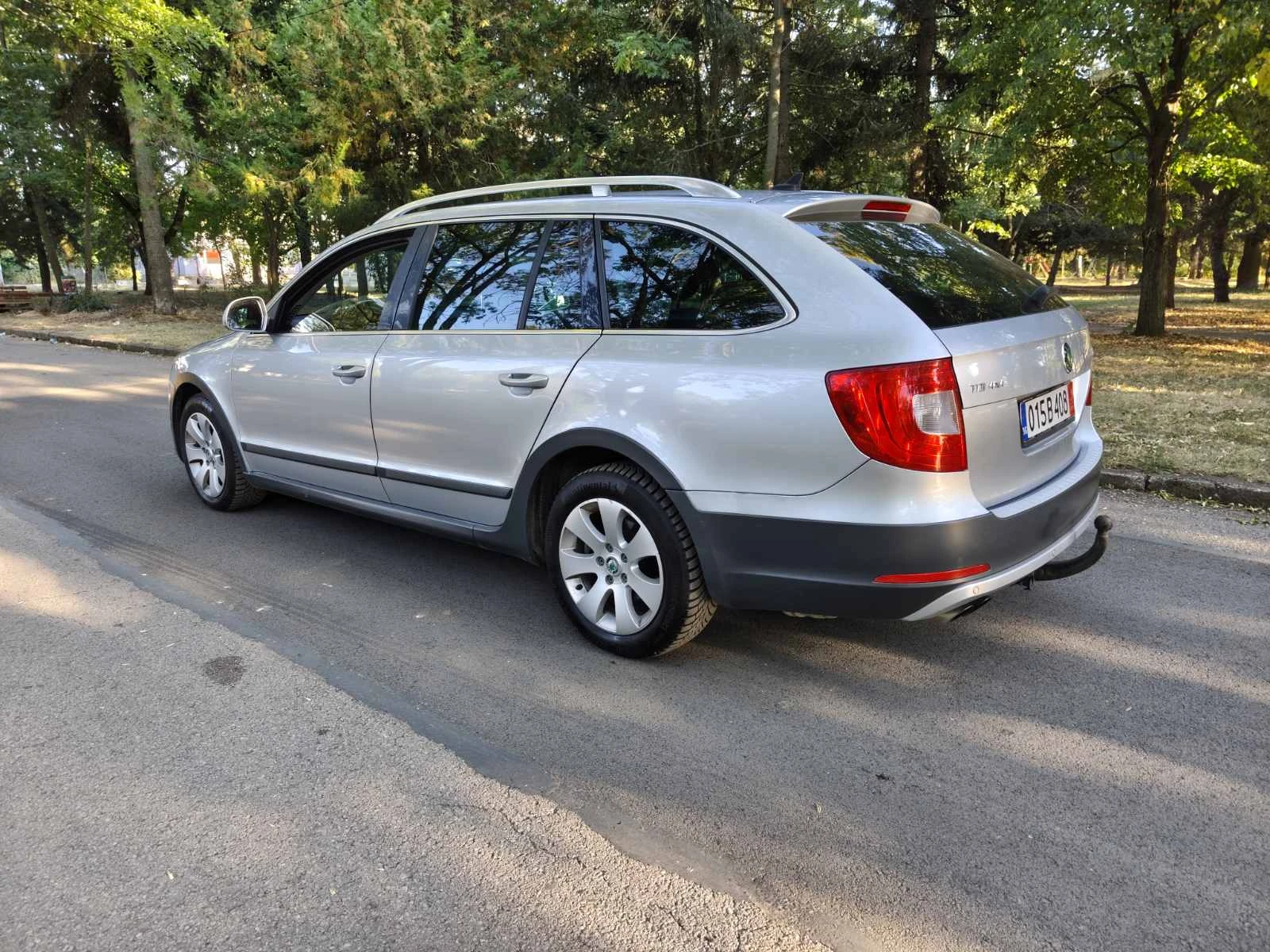 Skoda Superb Scout 2012г. 4X4 2.0 TDI Автомат , снимка 8 - Автомобили и джипове - 53453984