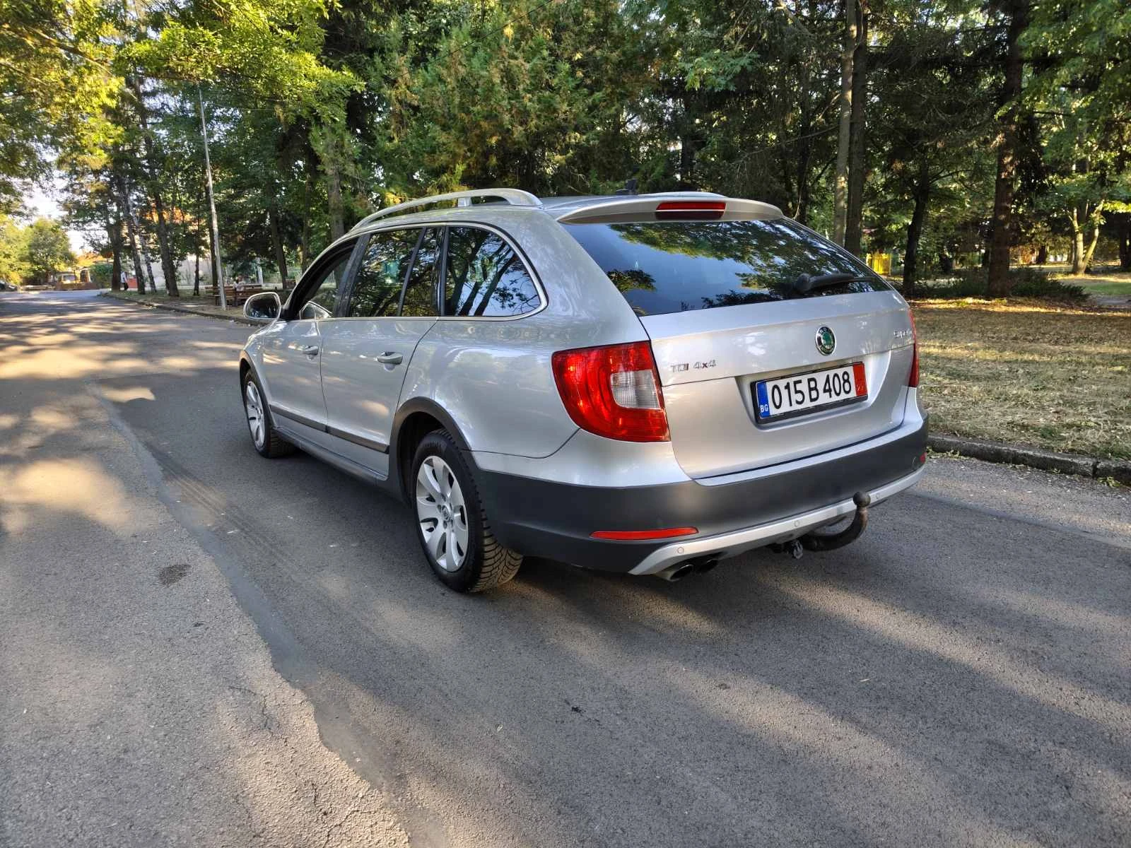 Skoda Superb Scout 2012г. 4X4 2.0 TDI Автомат , снимка 7 - Автомобили и джипове - 53453984