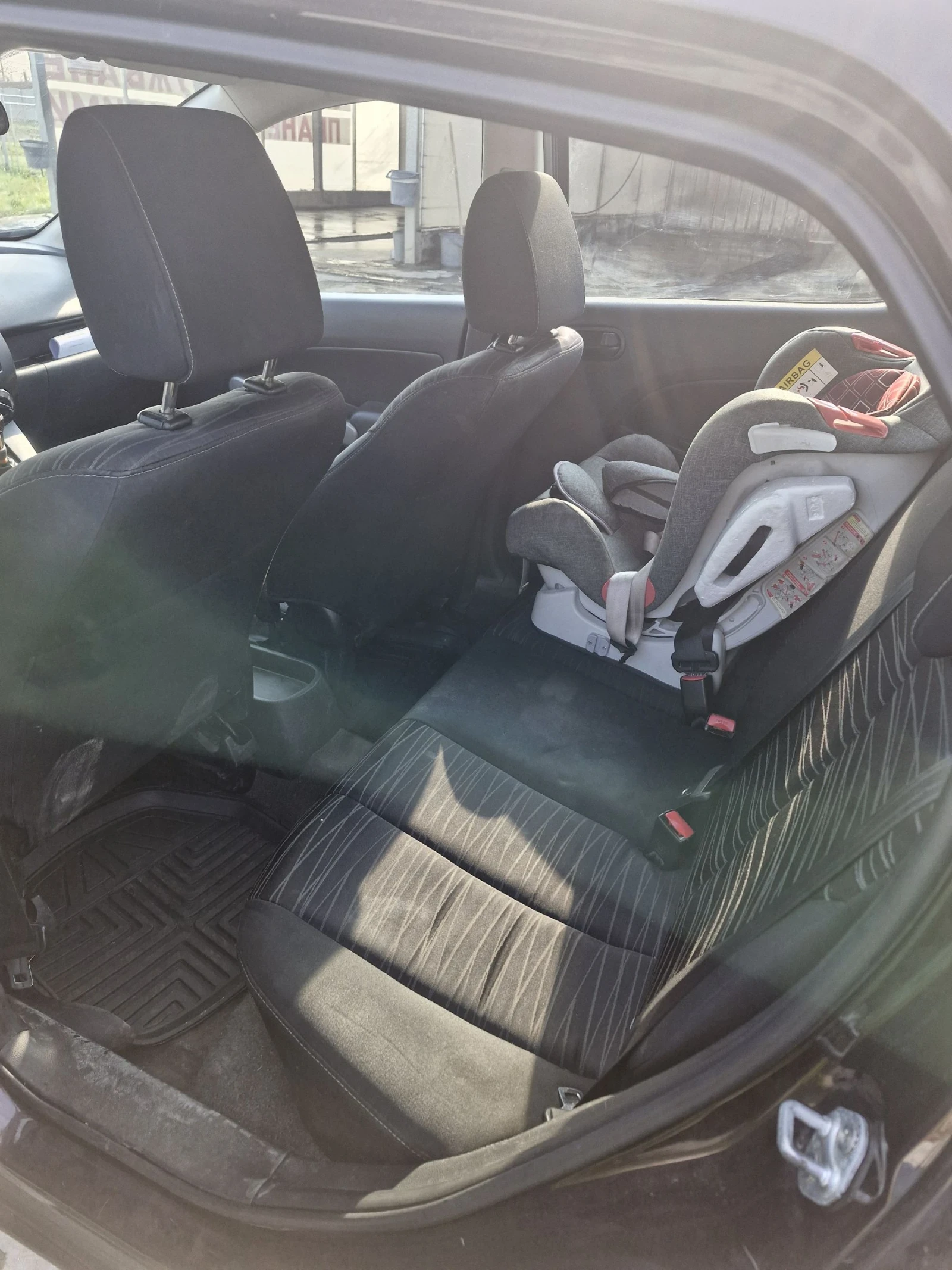 Mazda 2 Газ, снимка 5 - Автомобили и джипове - 53745980