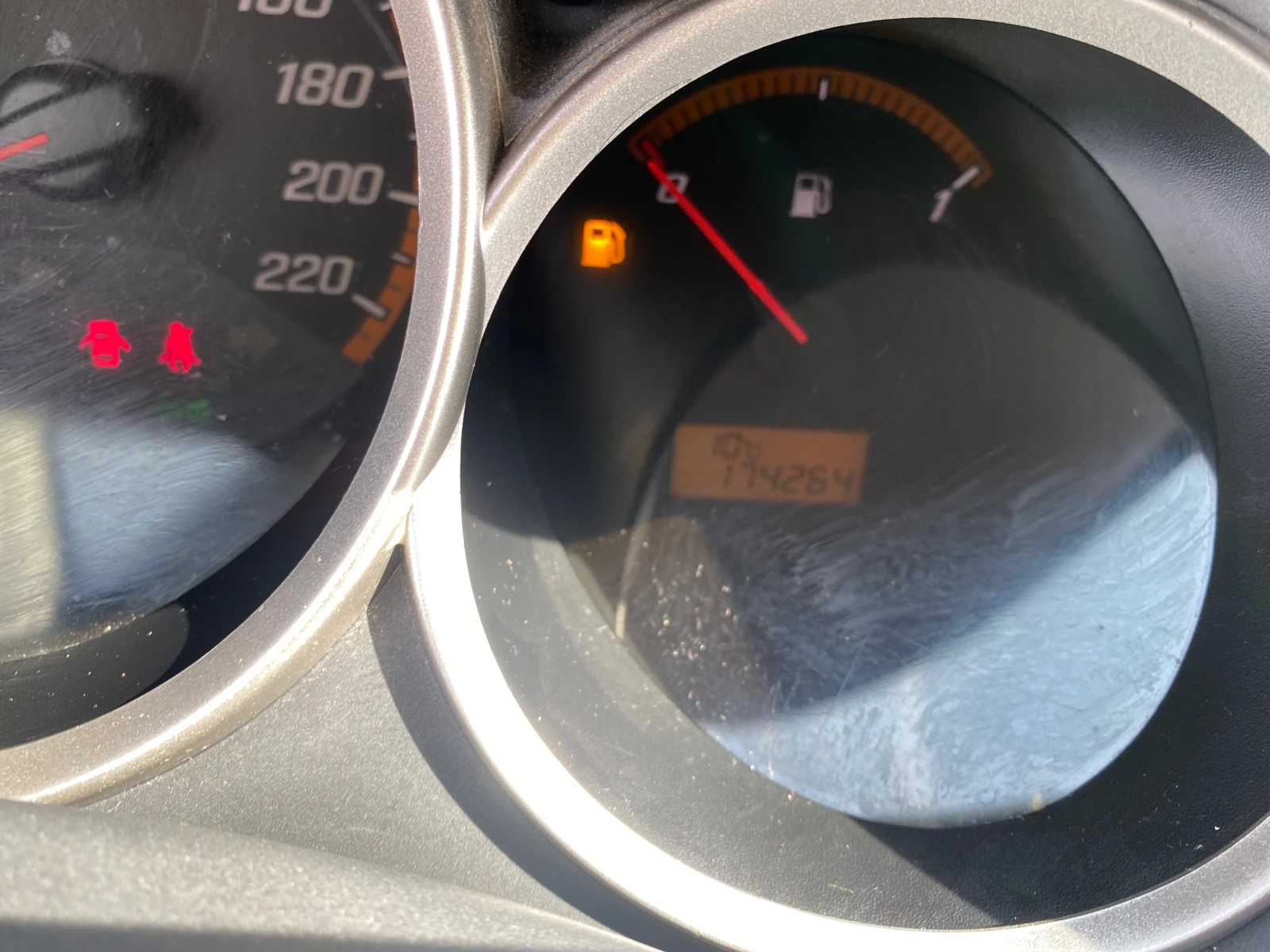 Honda Jazz 1, 4 Автоматик, снимка 13 - Автомобили и джипове - 53917222