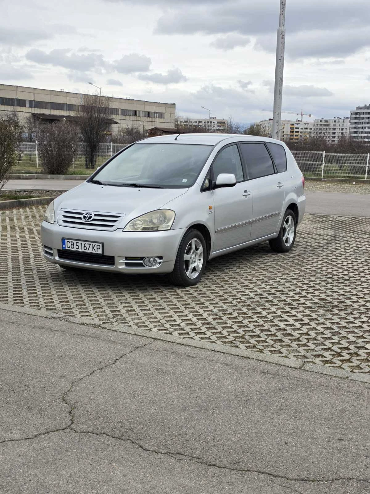 Toyota Avensis verso 2.0 D4D 