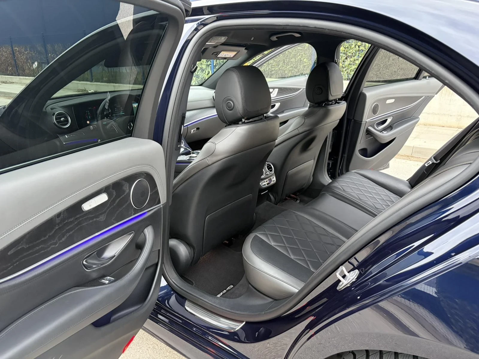 Mercedes-Benz E 350 D 113000км DESIGNO, снимка 11 - Автомобили и джипове - 54001176