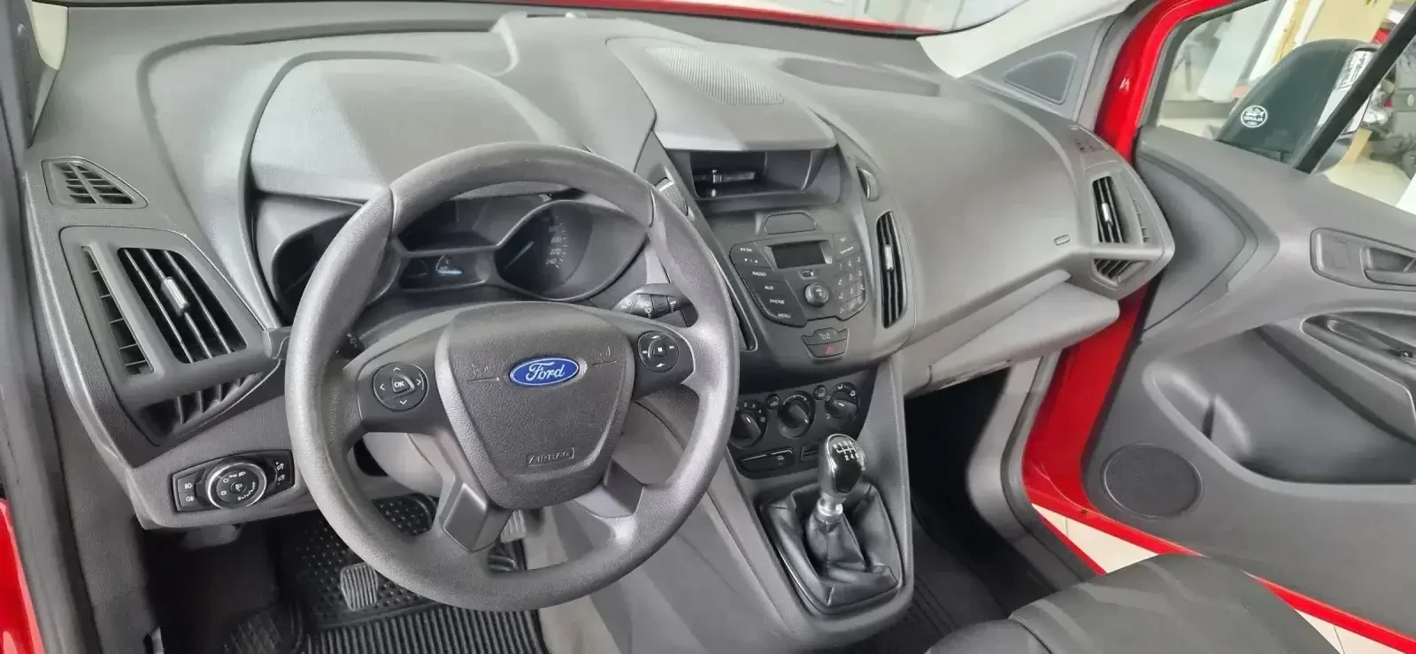 Ford Connect MAXI= 3 МЕСТА= 1.6TDCi-116ps КЛИМАТИК* 2015г.EURO5, снимка 7 - Автомобили и джипове - 54284404