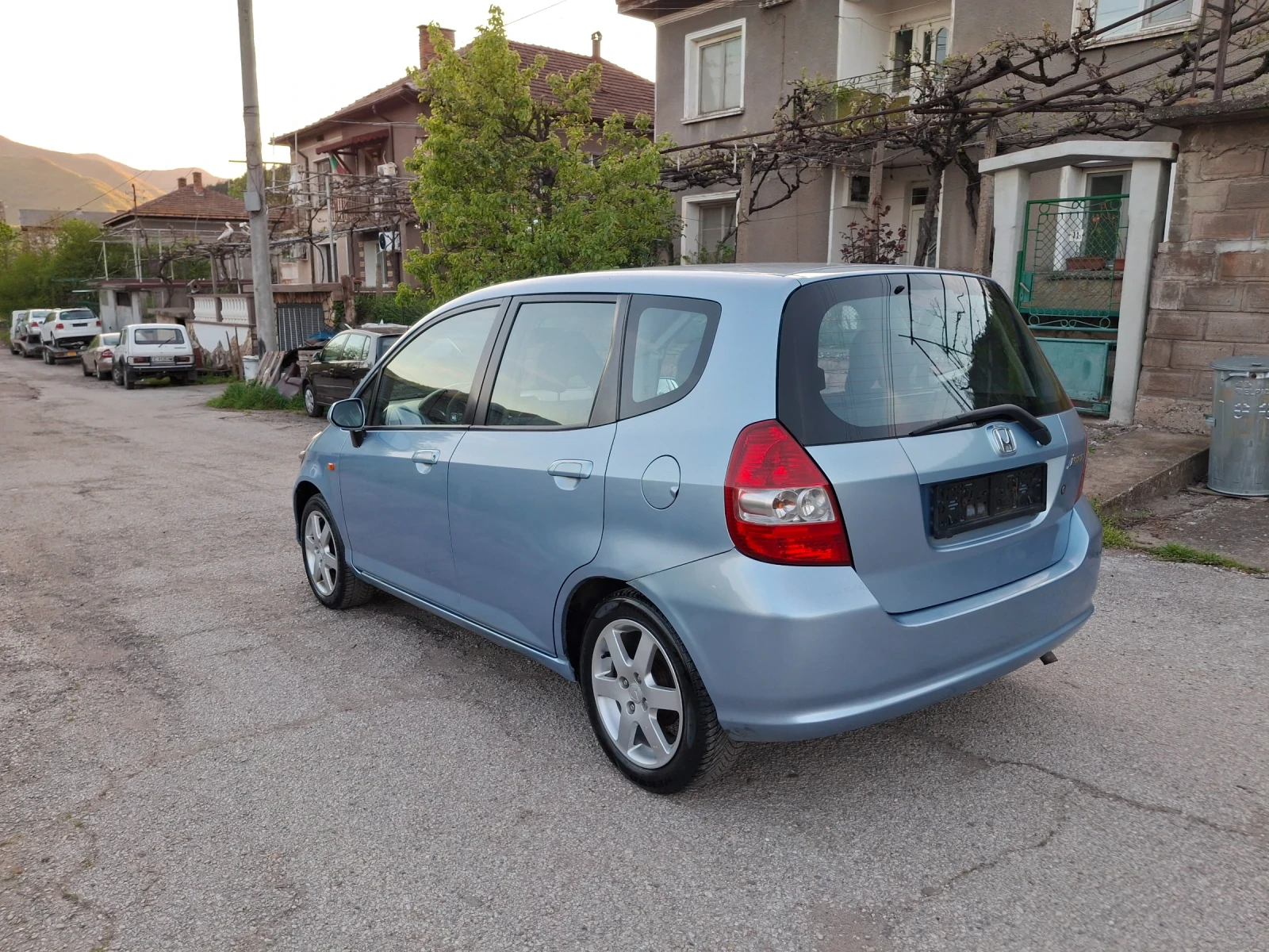 Honda Jazz 1.4iklim.navi., снимка 4 - Автомобили и джипове - 54349058