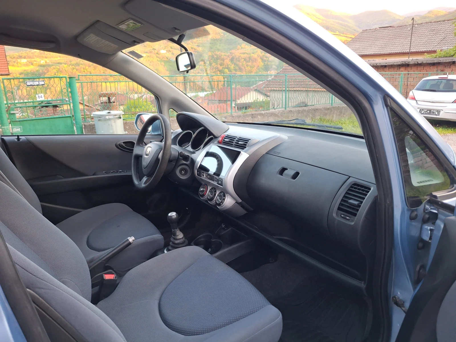 Honda Jazz 1.4iklim.navi., снимка 10 - Автомобили и джипове - 54349058