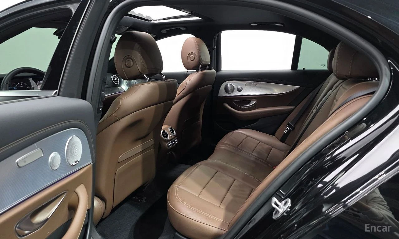 Mercedes-Benz E 350 4MATIC* �������* ���������* BURMESTER* LANE* ASSIS | Mobile.bg � ����������� 16