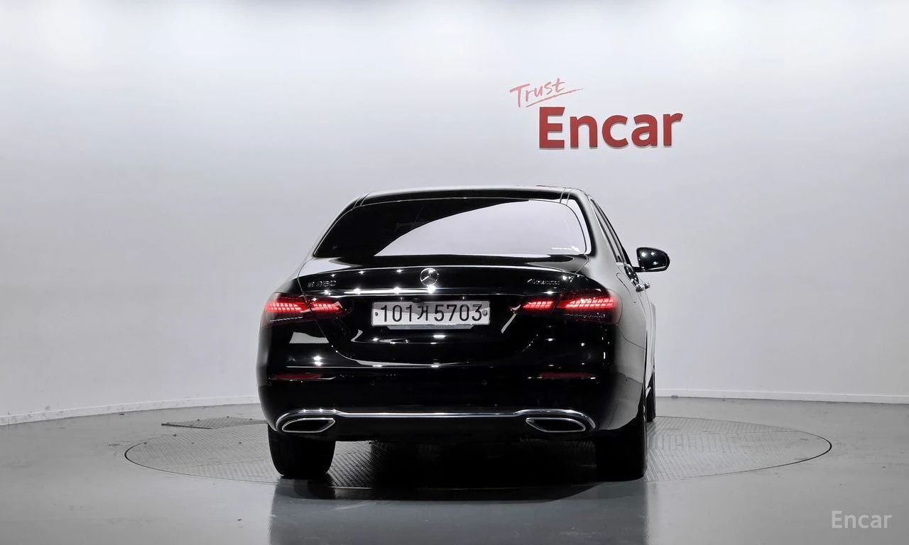 Mercedes-Benz E 350 4MATIC* �������* ���������* BURMESTER* LANE* ASSIS | Mobile.bg � ����������� 4