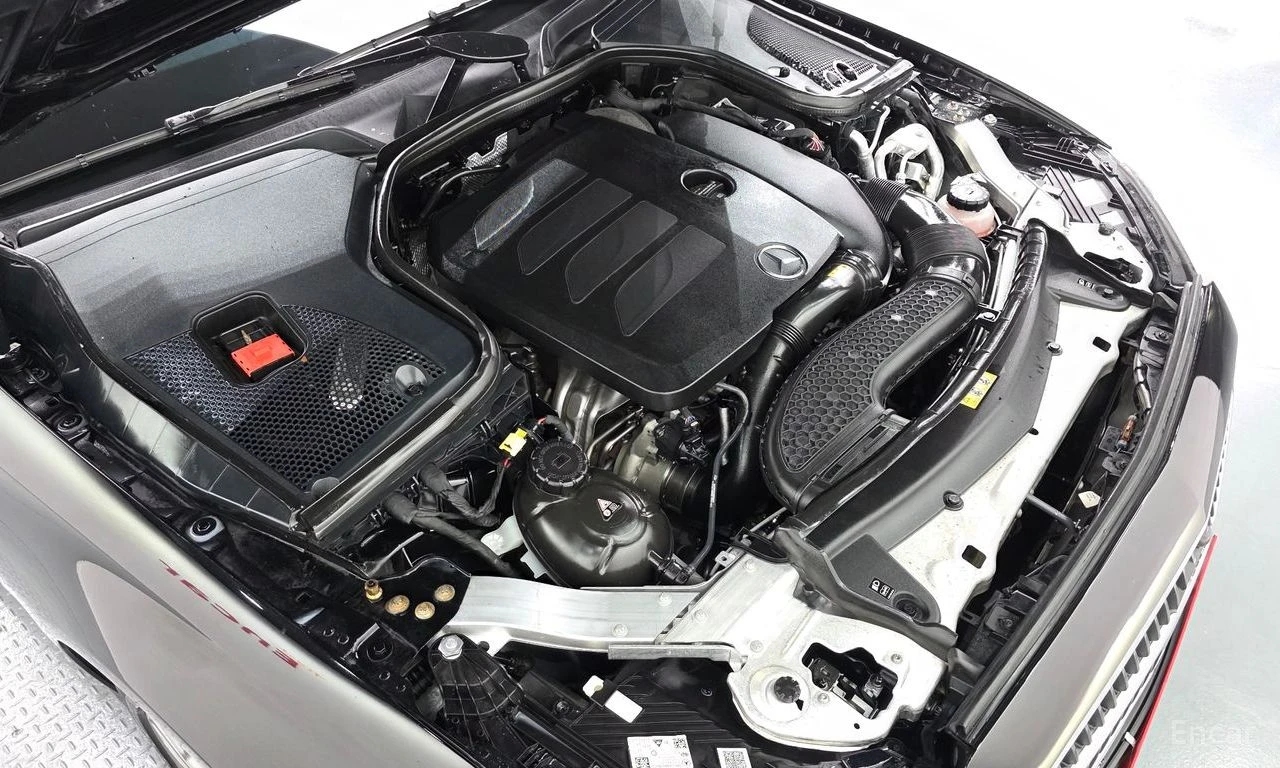 Mercedes-Benz E 350 4MATIC* �������* ���������* BURMESTER* LANE* ASSIS | Mobile.bg � ����������� 17