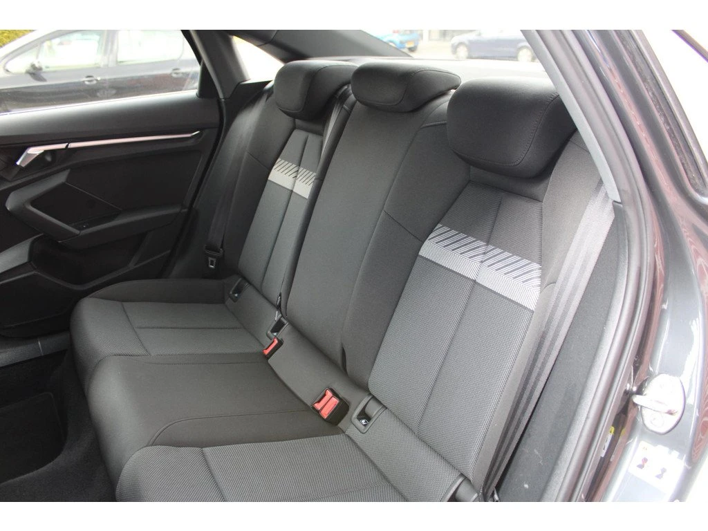 Audi A3 Business, снимка 10 - Автомобили и джипове - 54549418