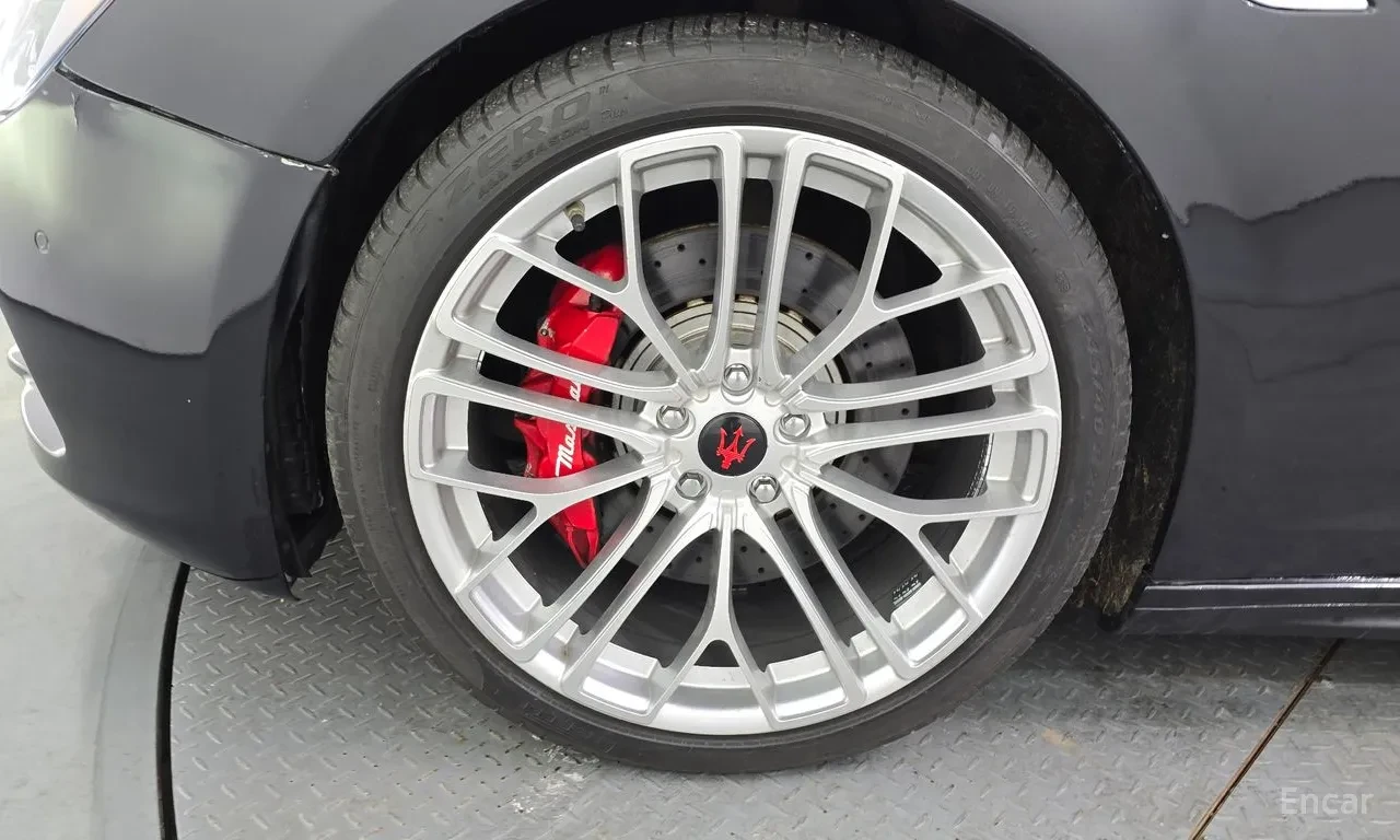 Maserati Ghibli 3.0S Q4, снимка 5 - Автомобили и джипове - 54727441