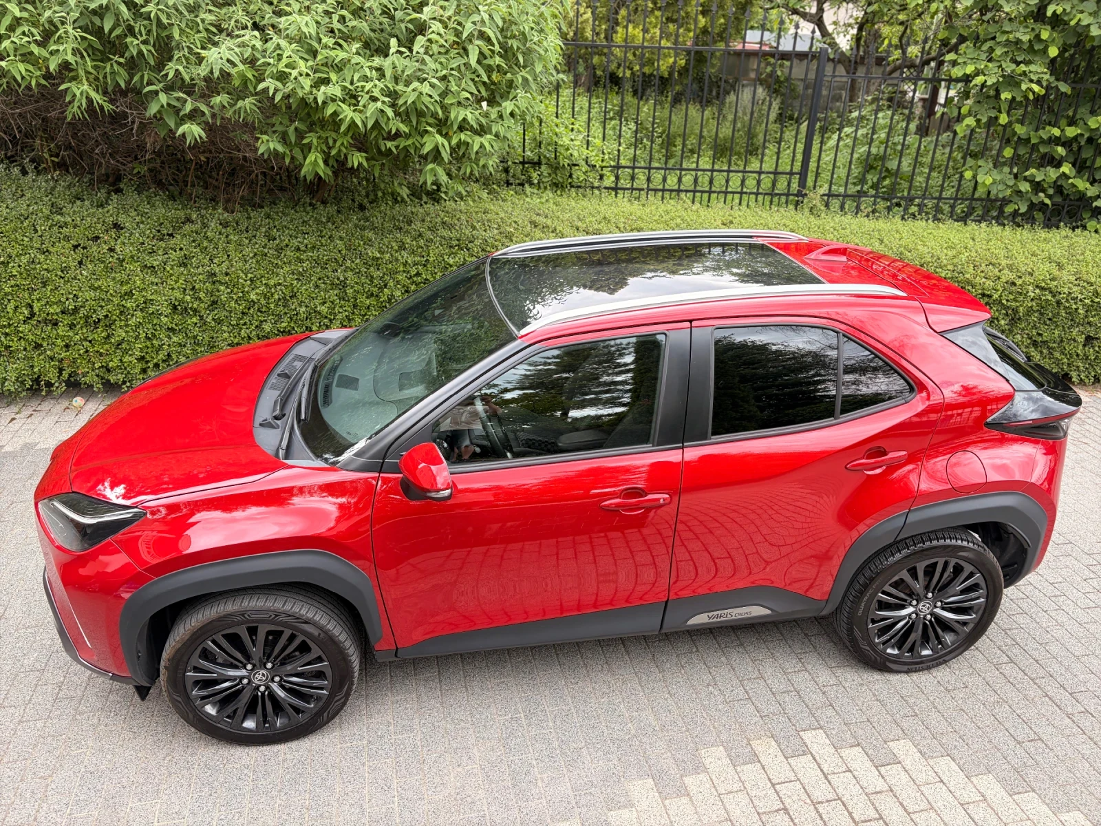 Toyota Yaris Cross 4x4 Заверена Гаранция в TOYOTA BG, снимка 7 - Автомобили и джипове - 54740079