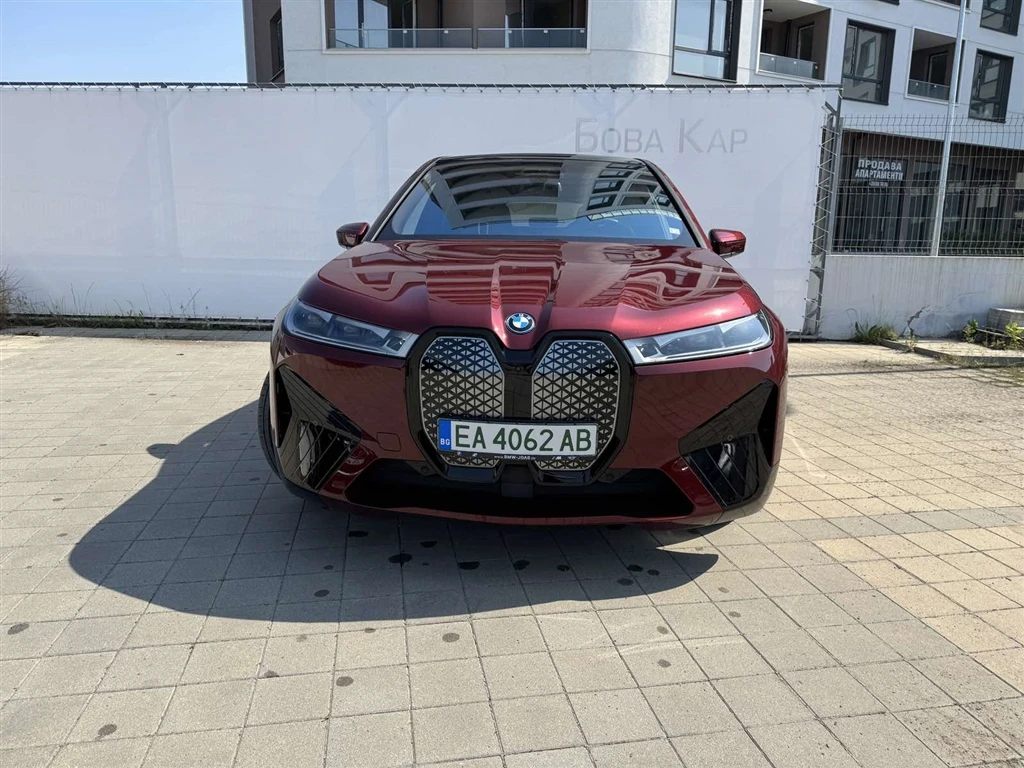 BMW iX xDrive40, снимка 7 - Автомобили и джипове - 54824287