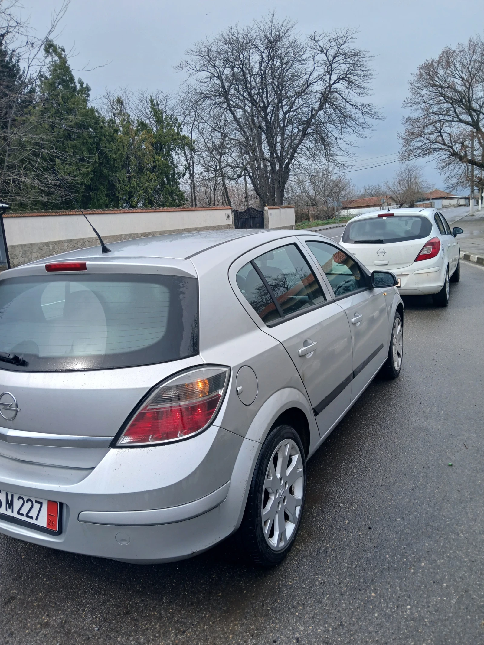 Opel Astra 1400, снимка 2 - Автомобили и джипове - 55042432