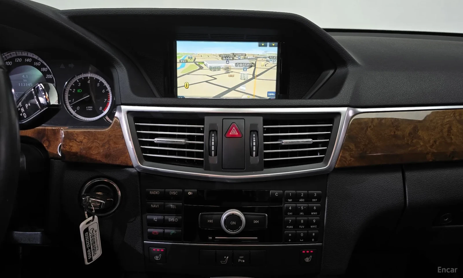Mercedes-Benz E 300 113000KM!!!ELEGANCE, снимка 13 - Автомобили и джипове - 55045153