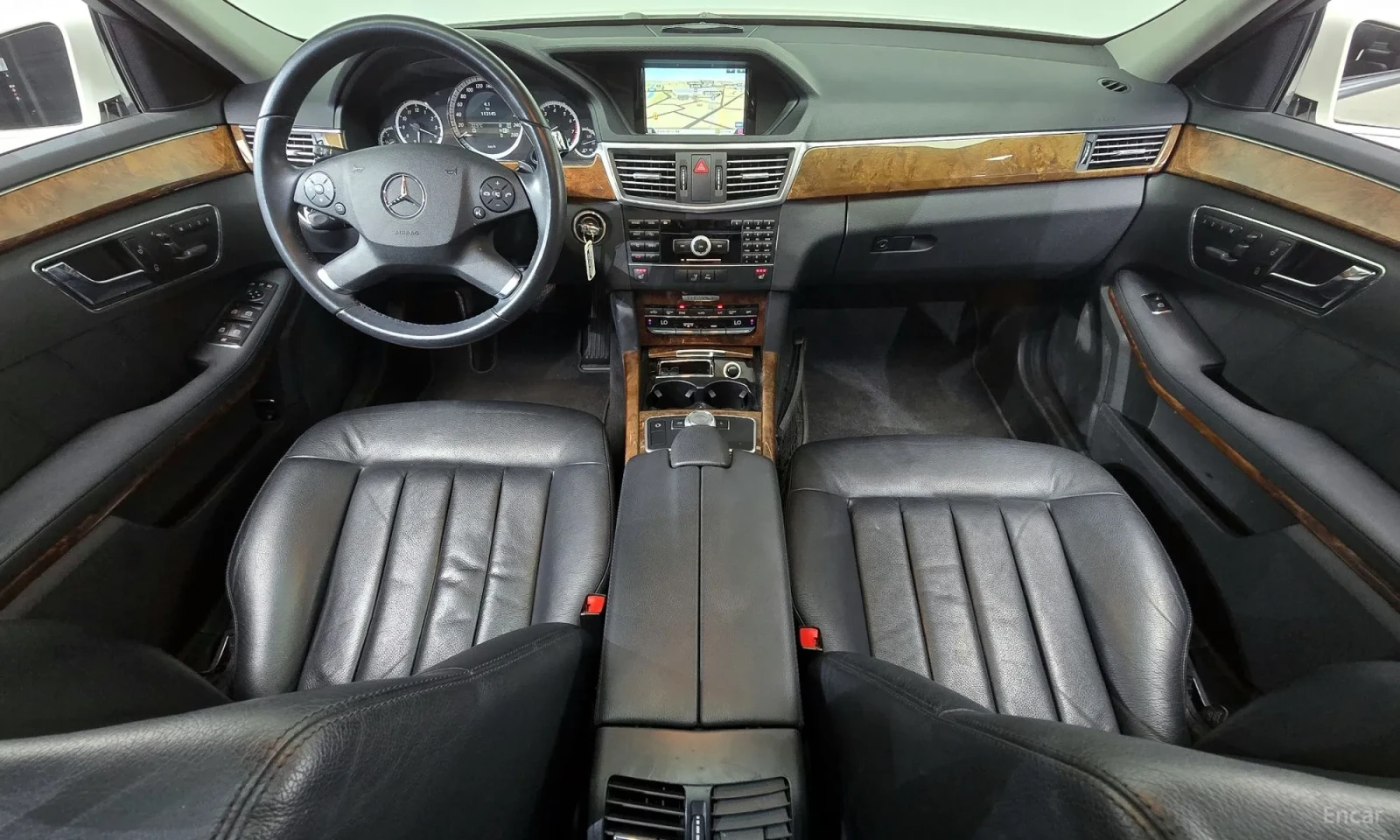 Mercedes-Benz E 300 113000KM!!!ELEGANCE, снимка 7 - Автомобили и джипове - 55045153