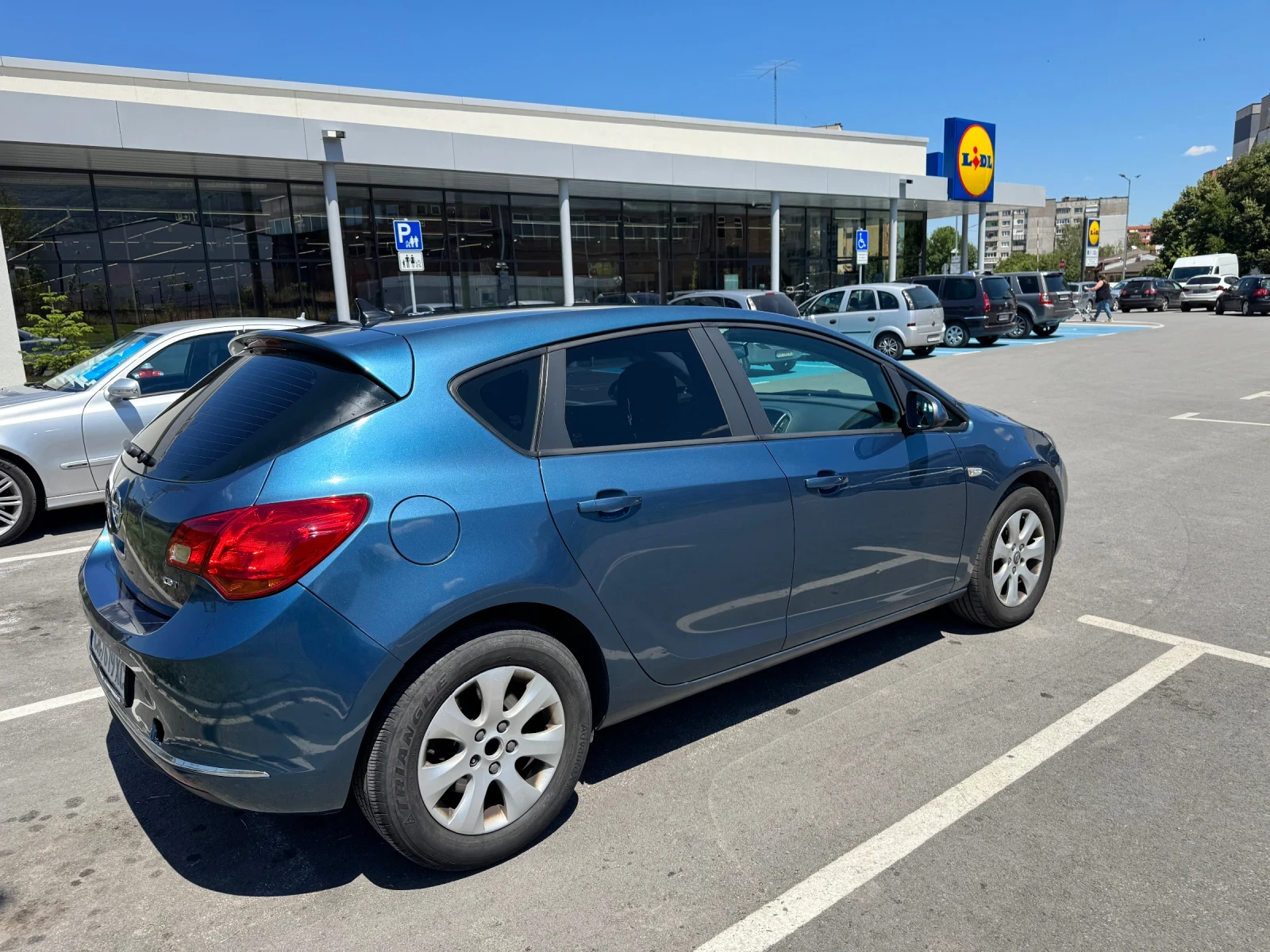 Opel Astra, снимка 5 - Автомобили и джипове - 55380371