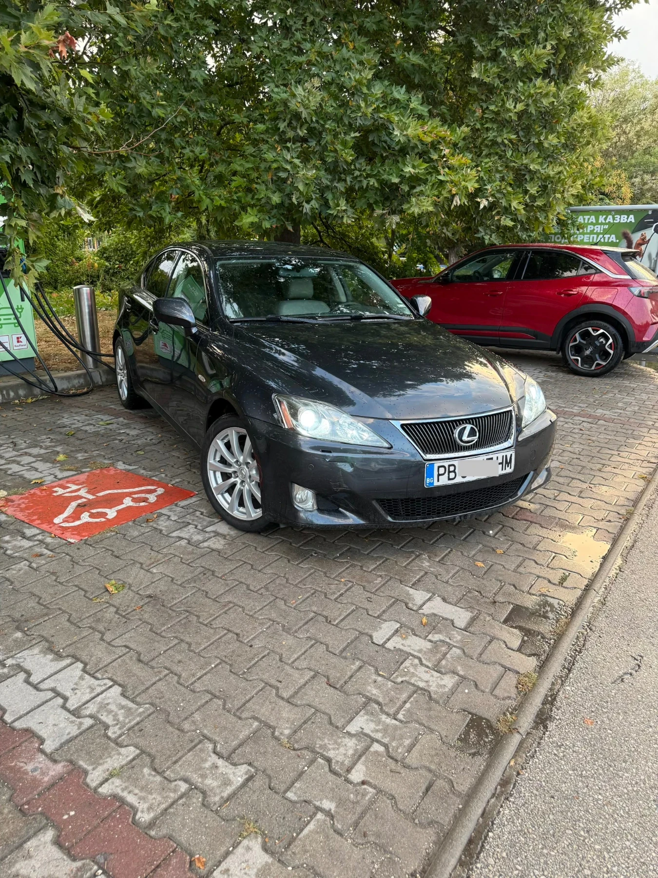 Lexus IS 220d Luxury , снимка 3 - Автомобили и джипове - 55792618