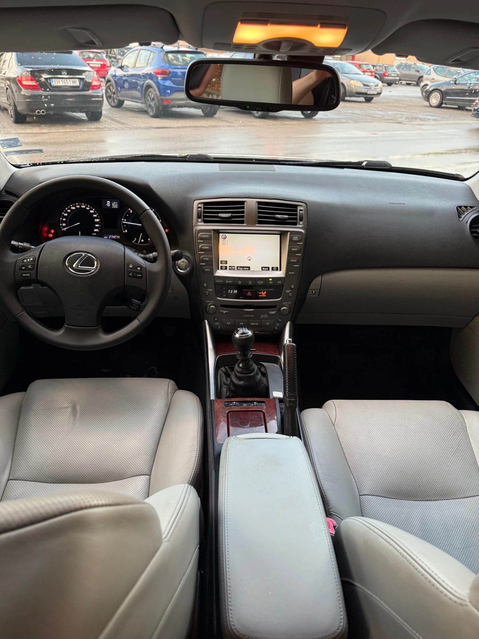 Lexus IS 220d Luxury , снимка 12 - Автомобили и джипове - 55792618