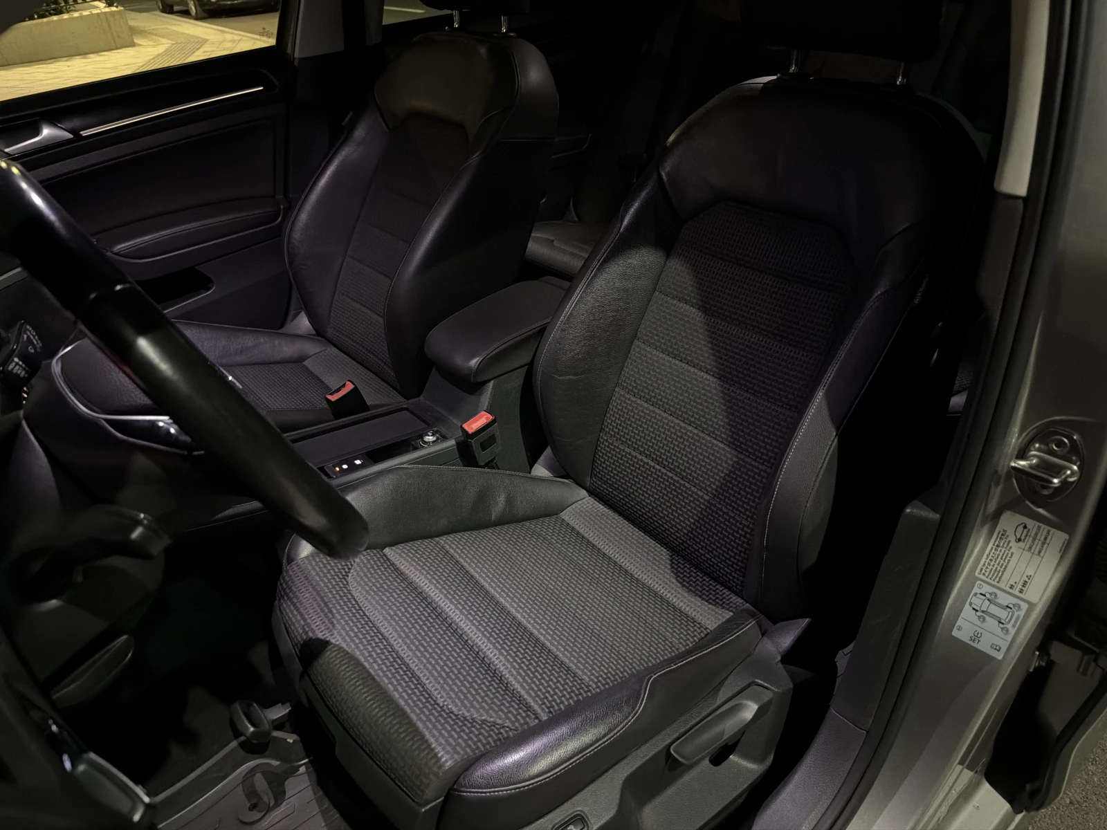 VW Golf, снимка 10 - Автомобили и джипове - 55793416