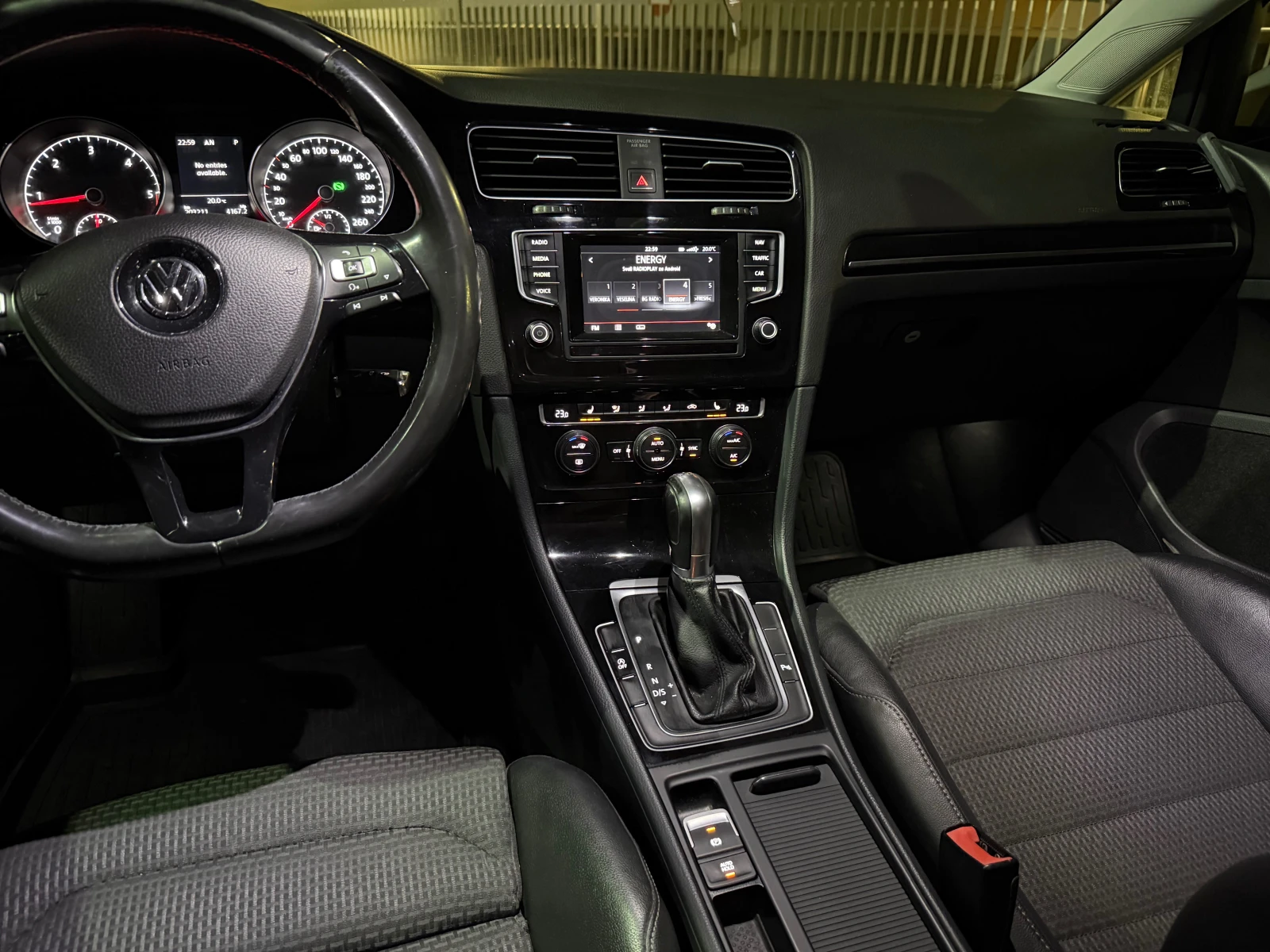 VW Golf, снимка 7 - Автомобили и джипове - 55793416
