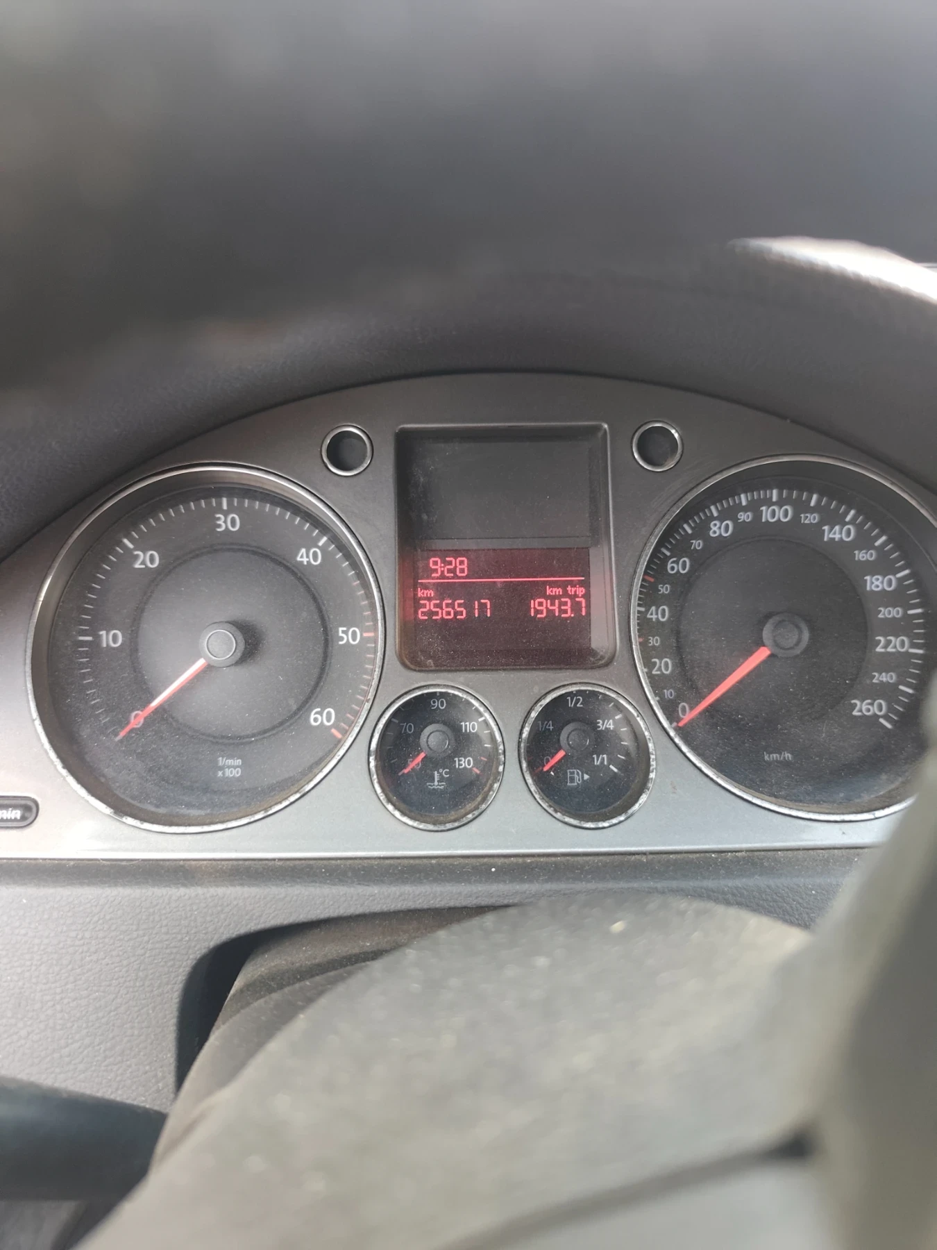 VW Passat, снимка 7 - Автомобили и джипове - 55891964