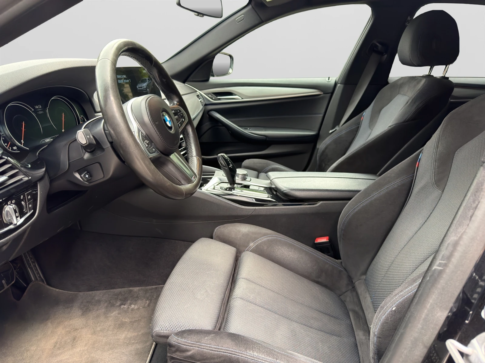 BMW 520 xDrive, снимка 7 - Автомобили и джипове - 55895563
