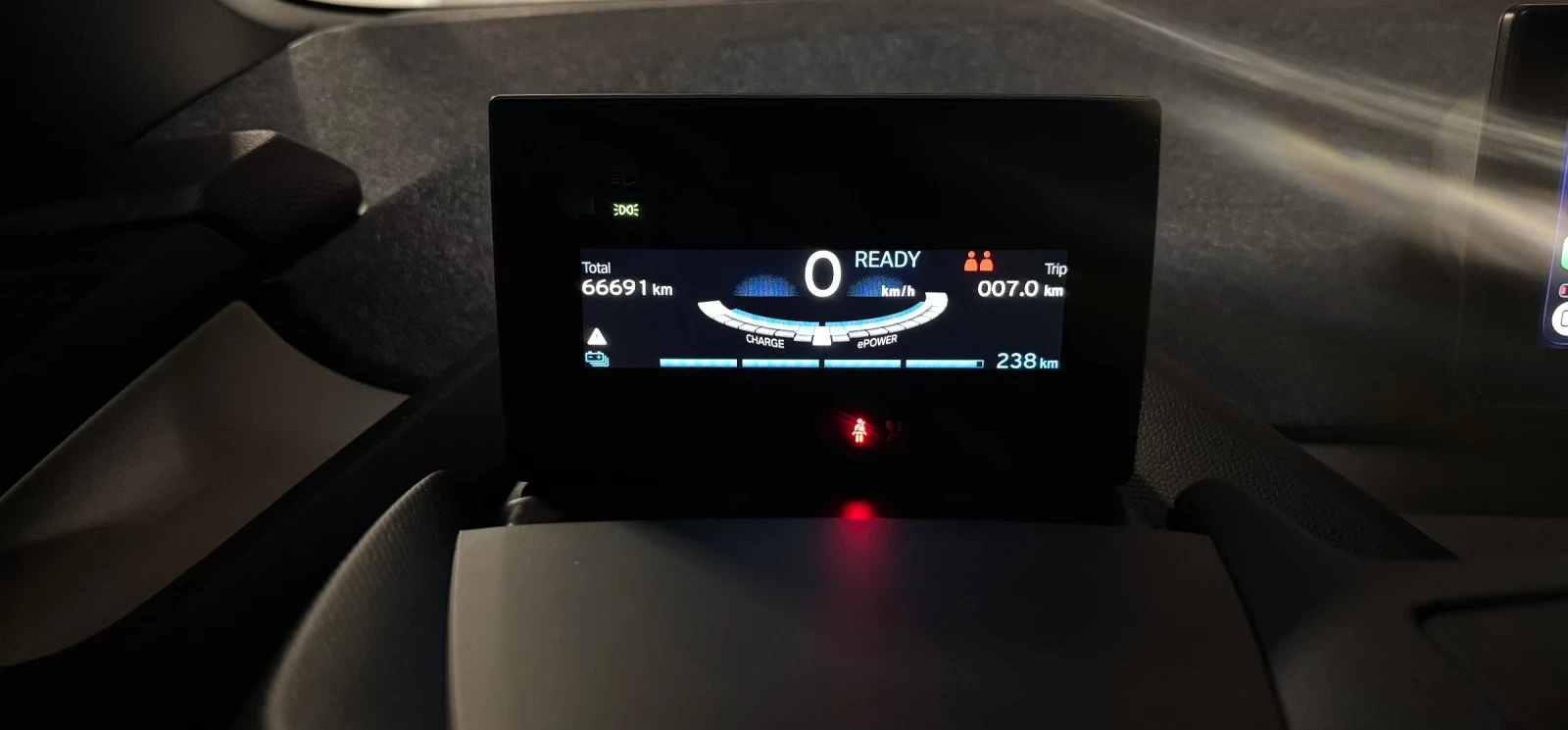 BMW i3 S 120Ah, Термопомпа, снимка 11 - Автомобили и джипове - 55941360