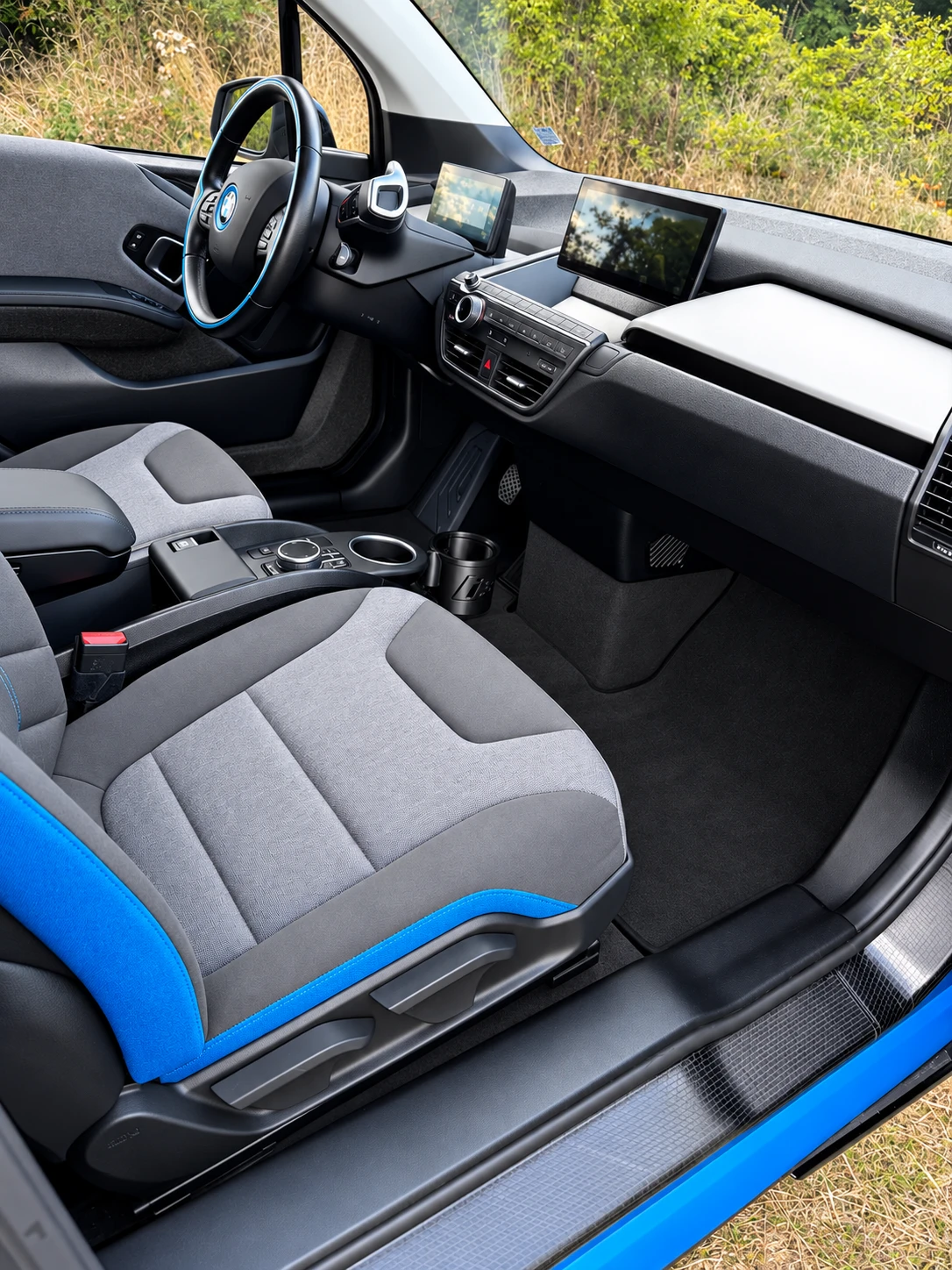 BMW i3 S 120Ah, Термопомпа, снимка 11 - Автомобили и джипове - 56188939