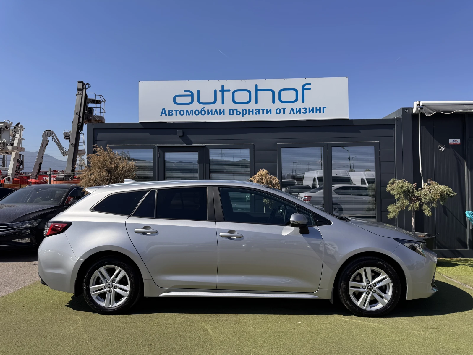 Toyota Corolla ЕXECUTIVE/2.0 HYBRID/184K.C./е-CVT/ГАРАНЦИЯ, снимка 5 - Автомобили и джипове - 56130019