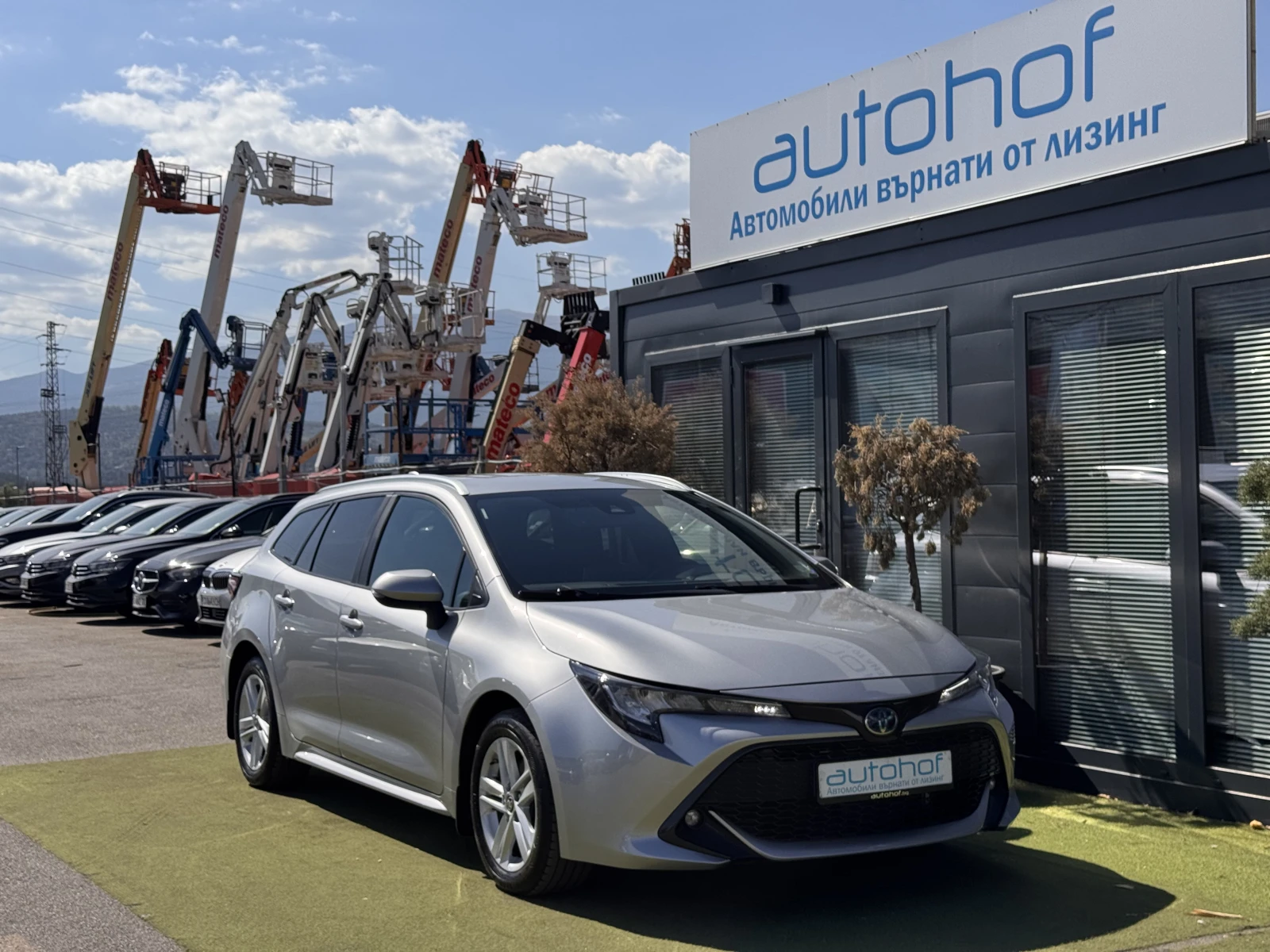Toyota Corolla ЕXECUTIVE/2.0 HYBRID/184K.C./е-CVT/ГАРАНЦИЯ, снимка 6 - Автомобили и джипове - 56130019