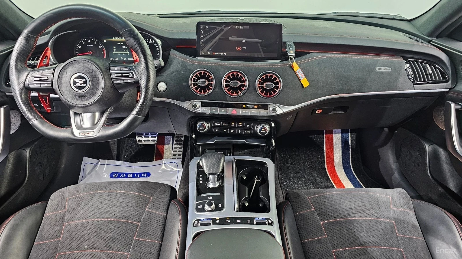 Kia Stinger 3.3 GT Masters Turbo | LEXICON| 360| HUD| ALCANTAR, снимка 7 - Автомобили и джипове - 56215024