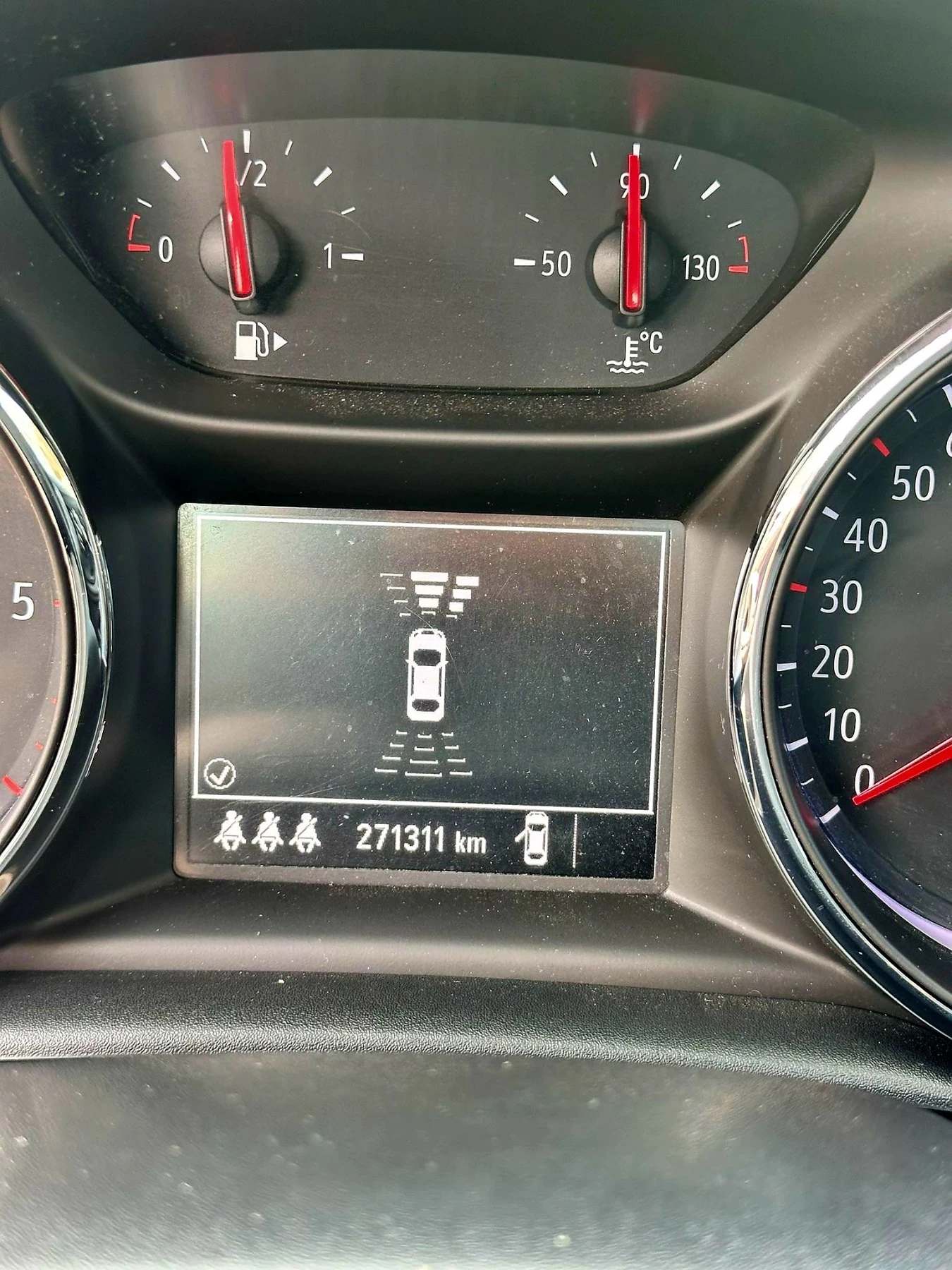 Opel Astra 1, 6 cdti 110hp, снимка 15 - Автомобили и джипове - 56333674
