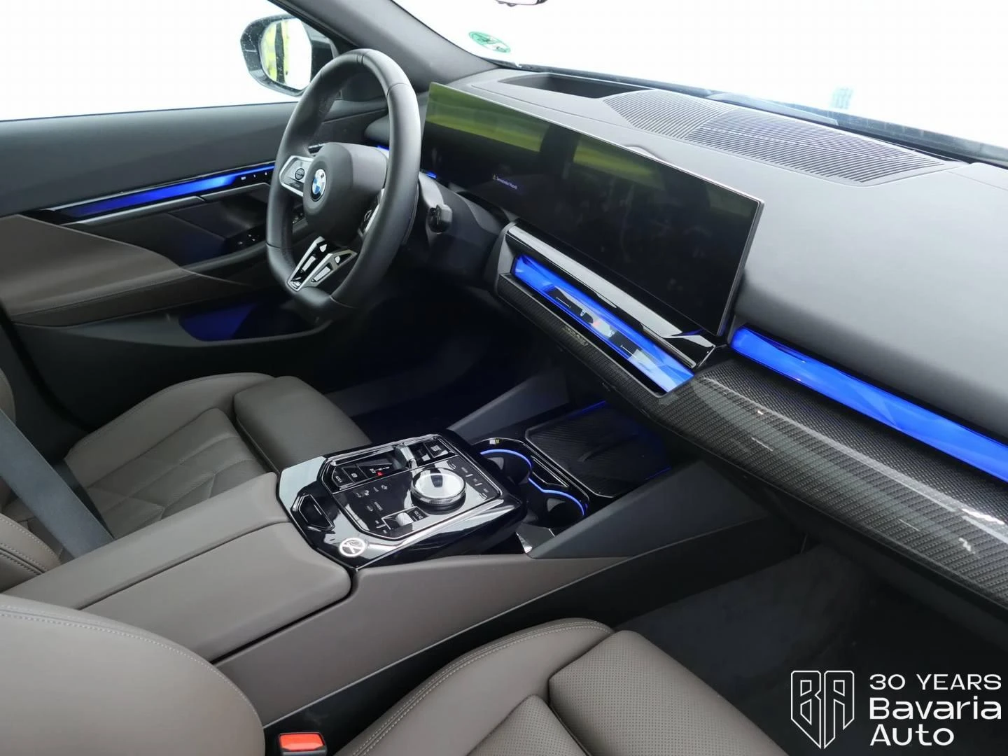 BMW 520 d Touring Steptronic, снимка 7 - Автомобили и джипове - 56596928
