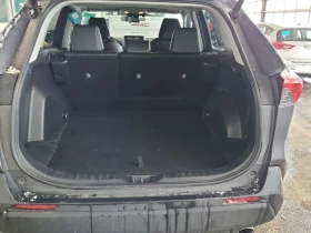 Toyota Rav4 XLE /CARFAX /Кожа/Подгрев/4х4/Панорама, снимка 11