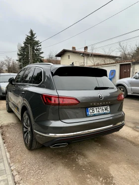 VW Touareg 3.0TDI TOP TOP, снимка 2