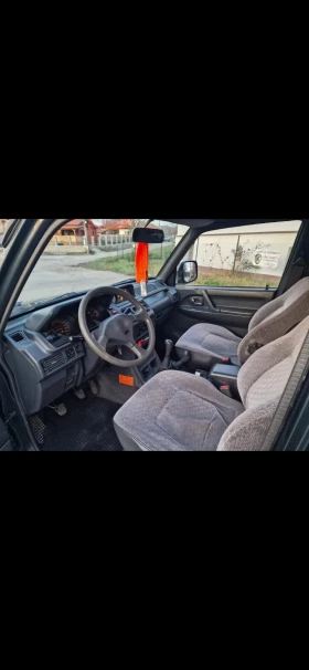 Mitsubishi Pajero - 6000 € / 11734.98 лв. - 14759137 3