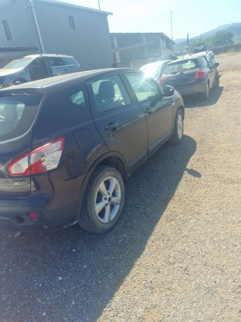 Nissan Qashqai, снимка 4 - Автомобили и джипове - 48077739