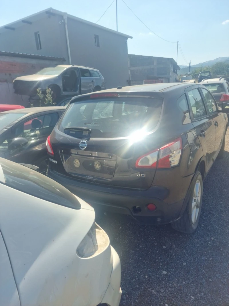 Nissan Qashqai, снимка 3 - Автомобили и джипове - 48077739