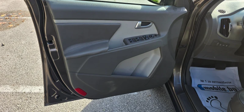 Kia Sportage 4x4 Automat 163hp, снимка 12 - Автомобили и джипове - 52052544