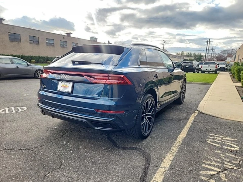 Audi Q8 Premium Plus, снимка 4 - Автомобили и джипове - 52504506