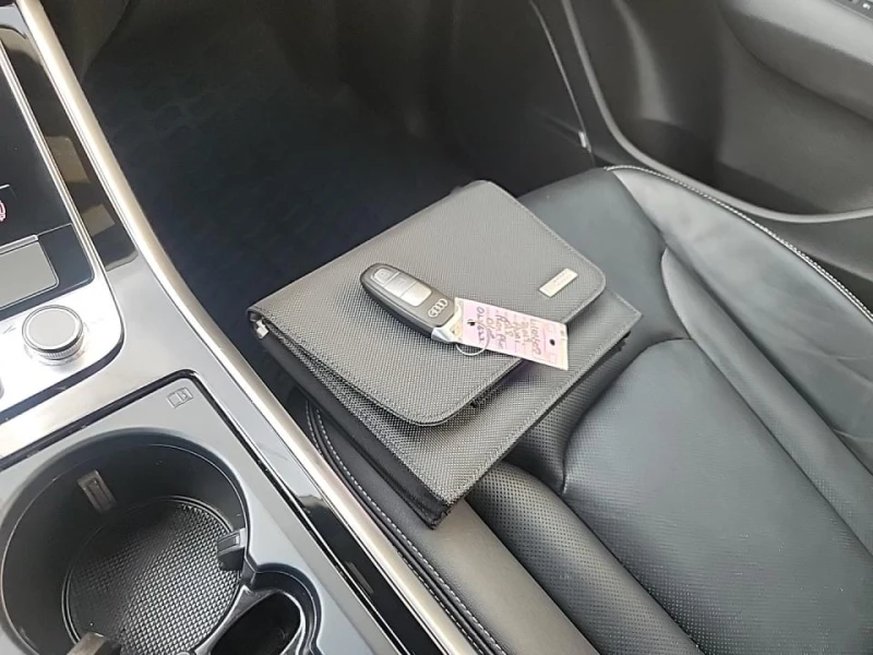 Audi Q8 Premium Plus, снимка 12 - Автомобили и джипове - 52504506