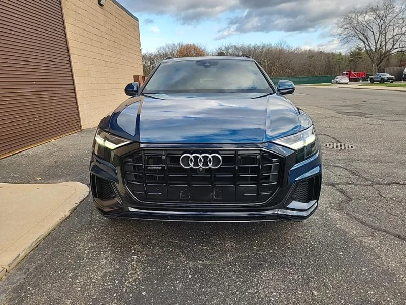 Audi Q8 Premium Plus, снимка 2 - Автомобили и джипове - 52504506